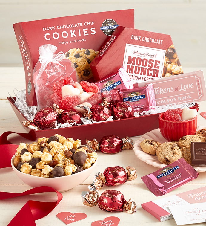 Shop Chocolate Valentines Day Gift Basket At Best Price