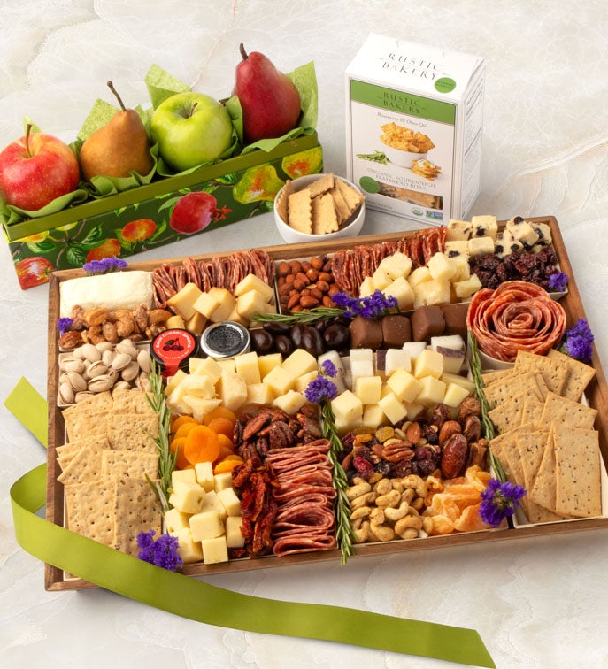 Ready to Serve Ultimate Charcuterie Board